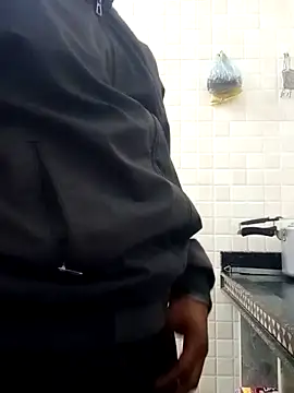 Snapshot of desihulk90 chatting on December 24, 2024, 9:55 pm desihulk90 online show from December 24, 2024, 9:55 pm