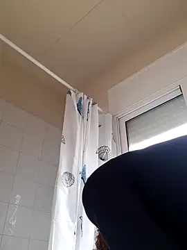 Snapshot of Greacky chatting on December 7, 2024, 10:50 am Greacky online show from December 7, 2024, 10:50 am