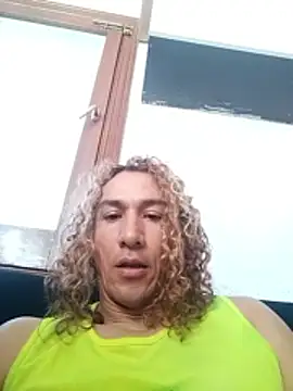 Snapshot of Greacky chatting on October 21, 2025, 7:41 am Greacky online show from October 21, 2025, 7:41 am