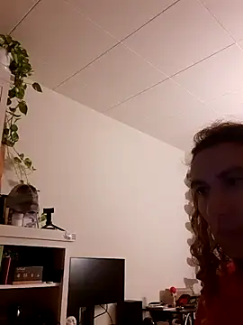 Snapshot of Greacky chatting on December 8, 2024, 11:08 pm Greacky online show from December 8, 2024, 11:08 pm