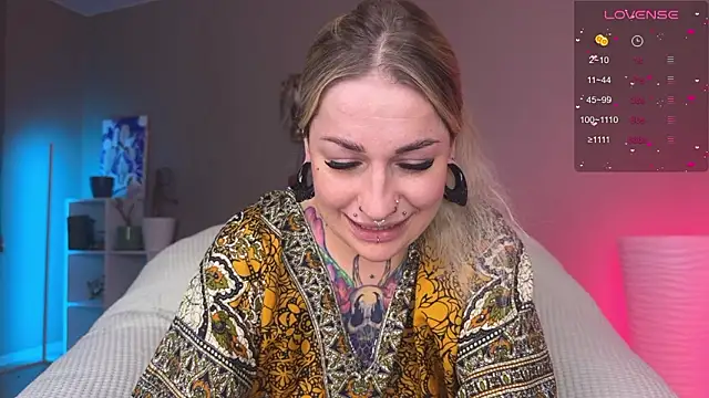 Tanya Acid online show from March 5, 2026, 3:41 pm