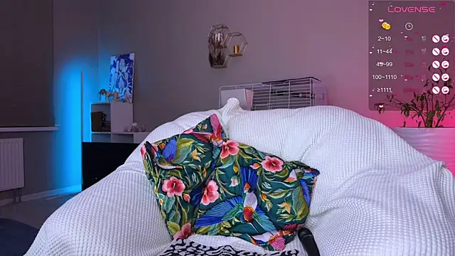 Tanya Acid online show from May 10, 2026, 7:16 pm