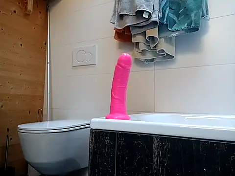 Fabian12999 online show from January 7, 2025, 3:02 pm