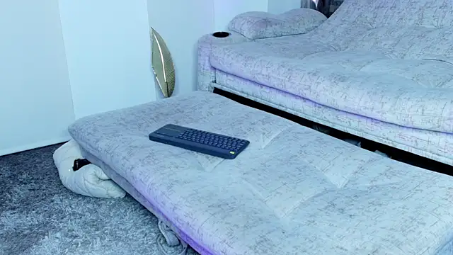 zaiin diesel online show from September 24, 2025, 9:05 am