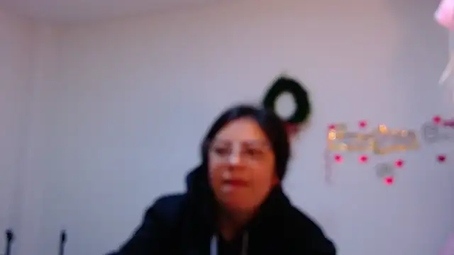 Snapshot of lanaqueen699 chatting on March 17, 2026, 12:19 pm lanaqueen699 online show from March 17, 2026, 12:19 pm