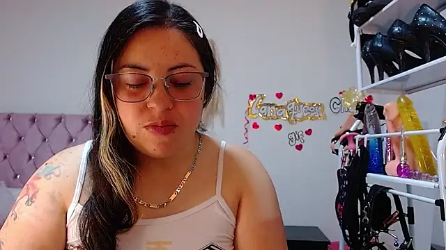 lanaqueen699 online show from October 10, 2025, 12:17 pm