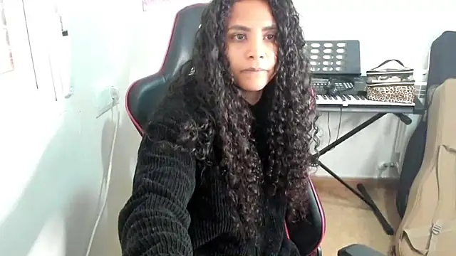 Snapshot of Ama_music chatting on May 14, 2026, 2:36 pm Ama music online show from May 14, 2026, 2:36 pm