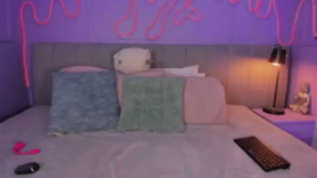 Mai higurashi online show from November 3, 2025, 6:33 pm