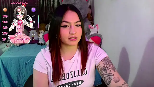 lucycherry   online show from February 7, 2026, 10:51 pm