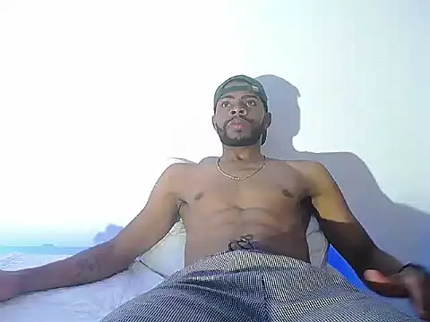 Snapshot of GerardSmitt chatting on October 16, 2025, 2:09 am GerardSmitt online show from October 16, 2025, 2:09 am