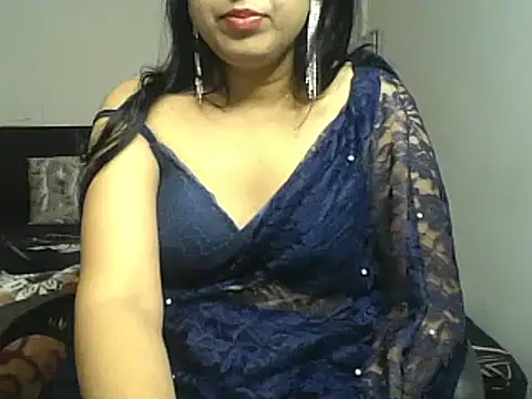 Snapshot of BIG_HEARTED chatting on March 1, 2025, 11:37 pm BIG HEARTED online show from March 1, 2025, 11:37 pm