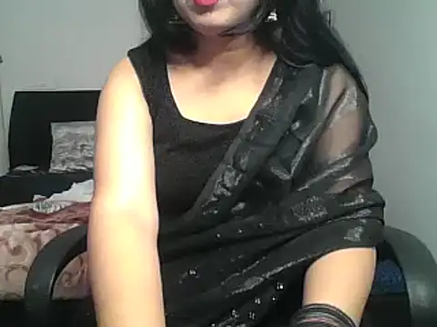 Snapshot of BIG_HEARTED chatting on February 25, 2025, 5:19 pm BIG HEARTED online show from February 25, 2025, 5:19 pm