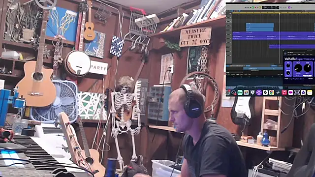 Snapshot of itsjameswebbscope chatting on September 12, 2025, 9:09 am itsjameswebbscope online show from September 12, 2025, 9:09 am