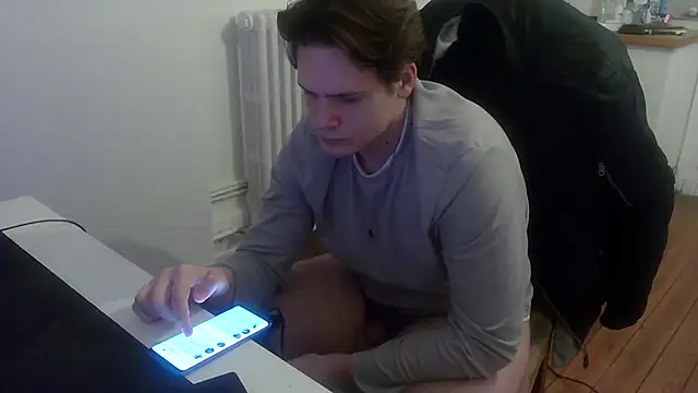 branlettemaster76 online show from December 17, 2024, 10:11 pm