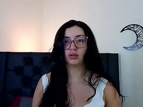 Snapshot of EvoletFMK chatting on March 7, 2026, 5:18 pm EvoletFMK online show from March 7, 2026, 5:18 pm