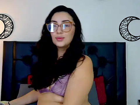 EvoletFMK online show from October 5, 2025, 5:25 pm