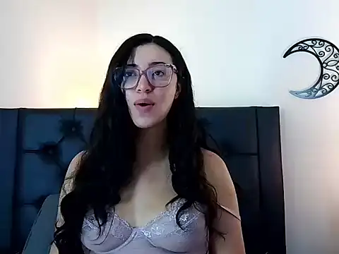 Snapshot of EvoletFMK chatting on March 28, 2026, 5:25 pm EvoletFMK online show from March 28, 2026, 5:25 pm