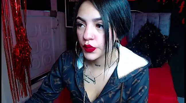 Violettasquirt online show from March 22, 2025, 1:41 pm