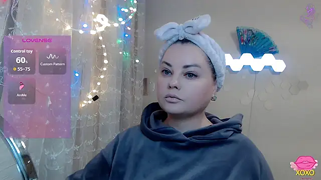 JewellKiss7 online show from February 6, 2026, 3:19 pm