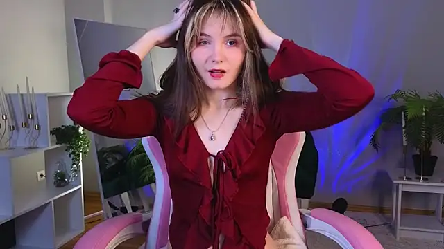 CiriRianonn online show from November 15, 2025, 4:16 am