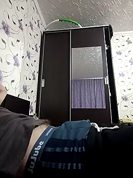 red red00 online show from December 24, 2024, 4:08 pm