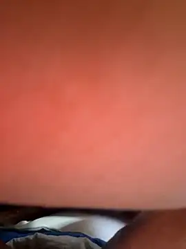 LunaDrago online show from March 25, 2026, 3:33 pm