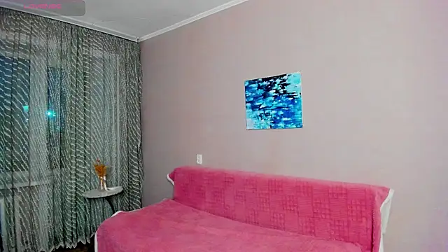 -Sacura- online show from April 10, 2026, 2:46 pm