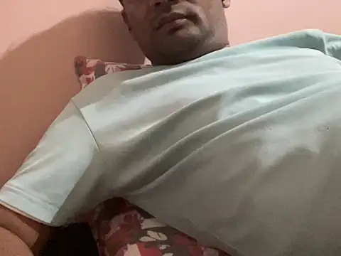 NiceBoy9099 online show from May 13, 2026, 5:53 pm
