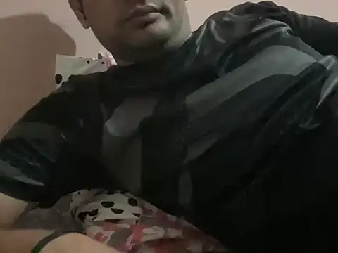 Snapshot of NiceBoy9099 chatting on February 26, 2026, 5:57 pm NiceBoy9099 online show from February 26, 2026, 5:57 pm