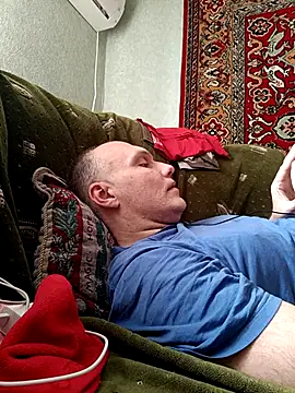 Pineapple04 online show from May 8, 2026, 4:38 am