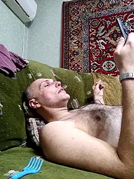 Pineapple04 online show from December 22, 2025, 3:01 pm