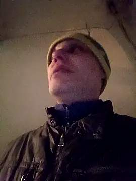 Pineapple04 online show from January 18, 2026, 5:38 pm