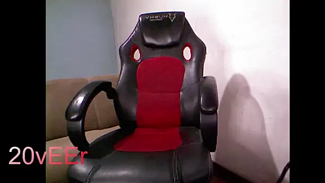 20vEEr online show from September 22, 2025, 8:04 pm