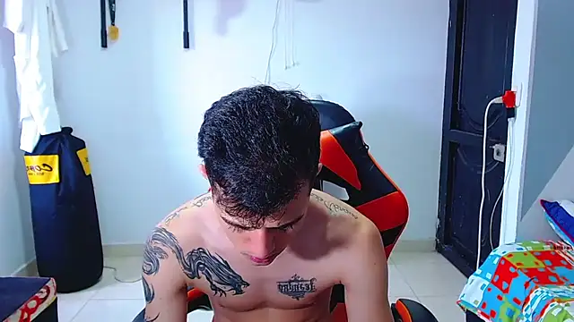 ADAM HOT online show from June 27, 2026, 9:54 pm