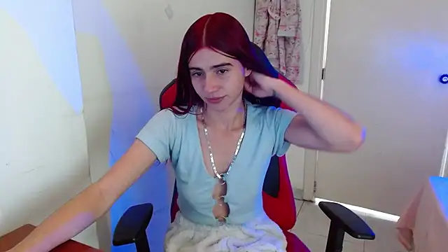 Snapshot of Maximesex chatting on July 9, 2026, 1:43 pm Maximesex online show from July 9, 2026, 1:43 pm