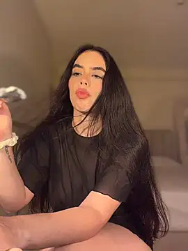 Mavi Coless online show from June 7, 2026, 1:11 am