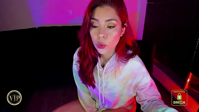 Snapshot of Miss_Ginger_ chatting on October 2, 2025, 3:32 am Miss Ginger  online show from October 2, 2025, 3:32 am