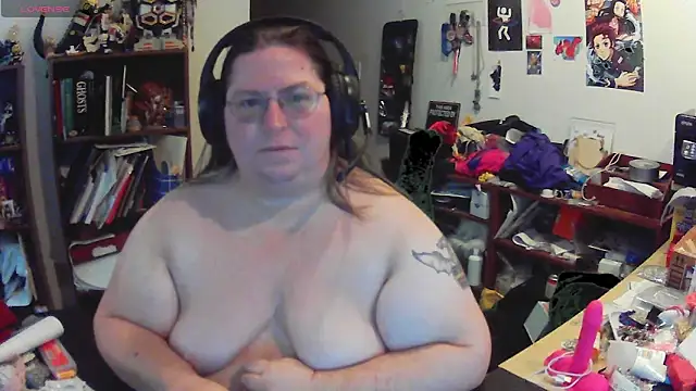 Snapshot of ShibariTurtleDuck chatting on June 4, 2026, 2:22 pm ShibariTurtleDuck online show from June 4, 2026, 2:22 pm