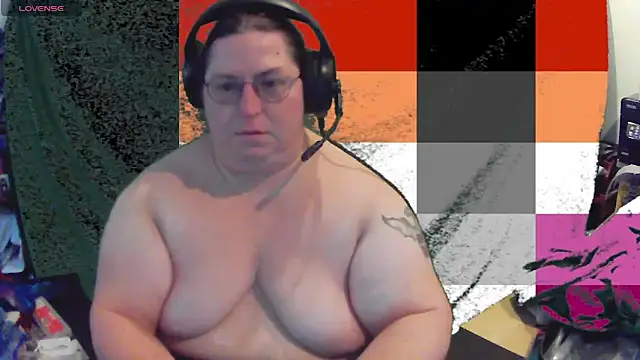 Snapshot of ShibariTurtleDuck chatting on June 12, 2026, 4:05 pm ShibariTurtleDuck online show from June 12, 2026, 4:05 pm