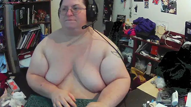 Snapshot of ShibariTurtleDuck chatting on June 10, 2026, 3:02 pm ShibariTurtleDuck online show from June 10, 2026, 3:02 pm