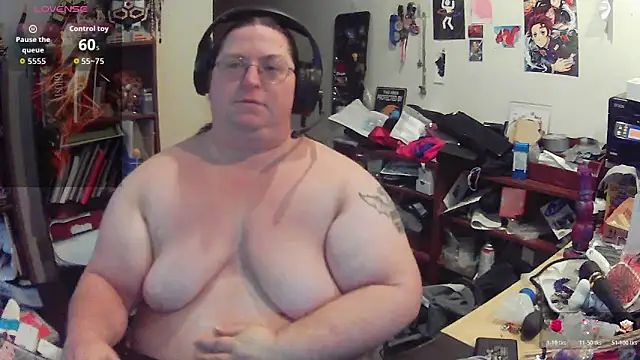 Snapshot of ShibariTurtleDuck chatting on July 1, 2026, 4:18 pm ShibariTurtleDuck online show from July 1, 2026, 4:18 pm