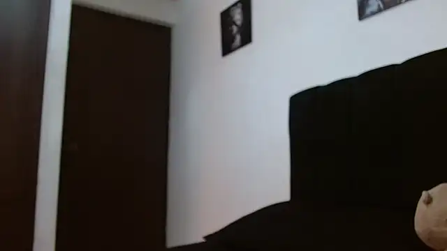 Hendry  online show from February 23, 2025, 1:24 am