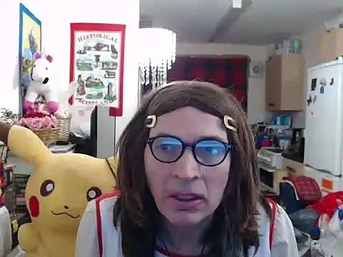 RainBowGirlTs115 online show from March 4, 2025, 8:16 pm