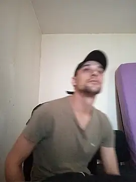 kx93 online show from November 13, 2025, 1:04 pm