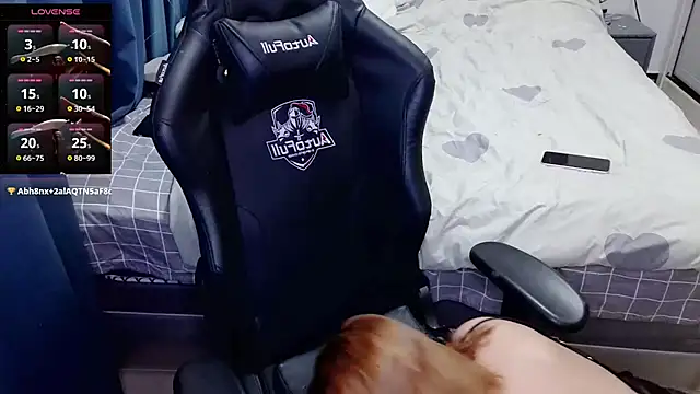 Angelababy001 online show from February 21, 2025, 2:27 pm