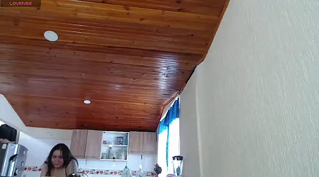 Cuty sexy hot online show from March 18, 2025, 5:44 pm