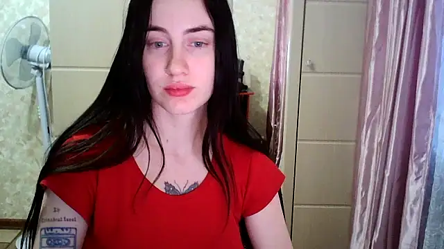 Snapshot of MilanaXBeauty chatting on January 16, 2025, 7:49 am MilanaXBeauty online show from January 16, 2025, 7:49 am