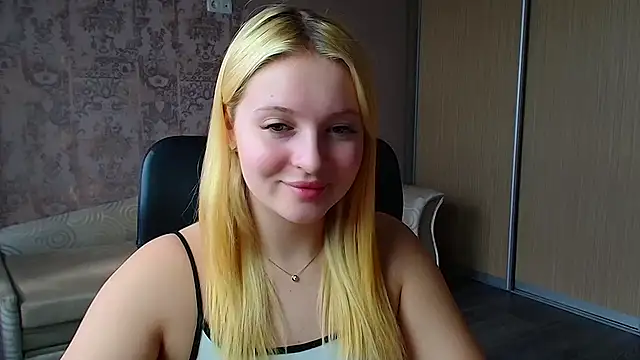 Snapshot of Milka_kiss_ chatting on April 21, 2026, 1:50 pm Milka kiss online show from April 21, 2026, 1:50 pm