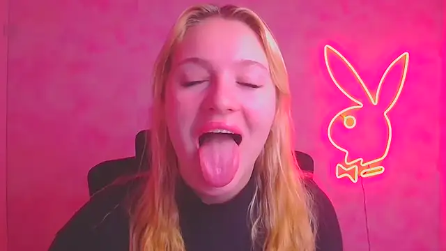 Milka kiss  online show from November 18, 2025, 6:50 am