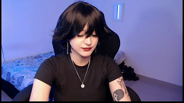 Snapshot of liz-beths chatting on May 30, 2026, 1:23 am liz-beths online show from May 30, 2026, 1:23 am